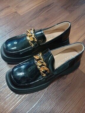 Unilady Pretty Academia Faux Patent Leather Chain Detail Chunky Loafers